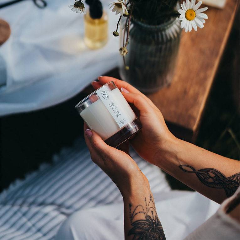 Geranium & Clary Sage Natural Candle - Harmonising - Image 6