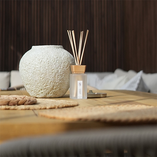 Lemongrass & Geranium Natural Reed Diffuser - Alleviating - Image 4